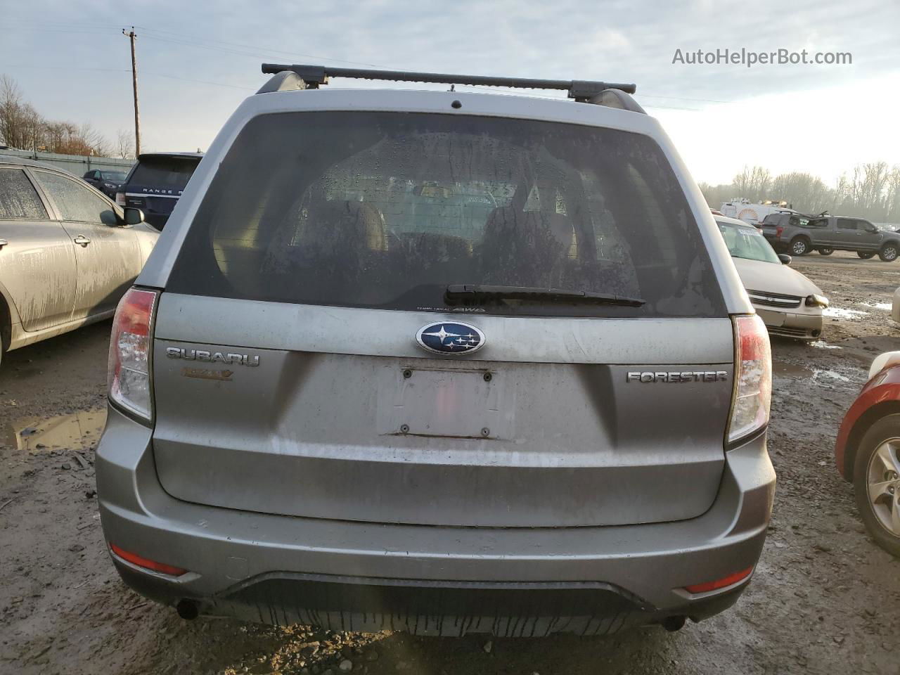 2009 Subaru Forester 2.5x Premium Silver vin: JF2SH63679H705222