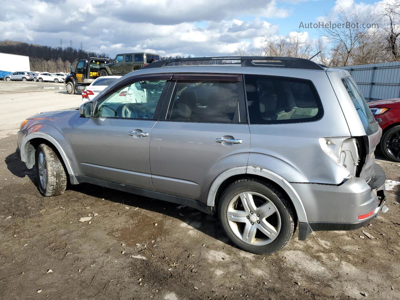 2009 Subaru Forester 2.5x Premium Silver vin: JF2SH63679H723381