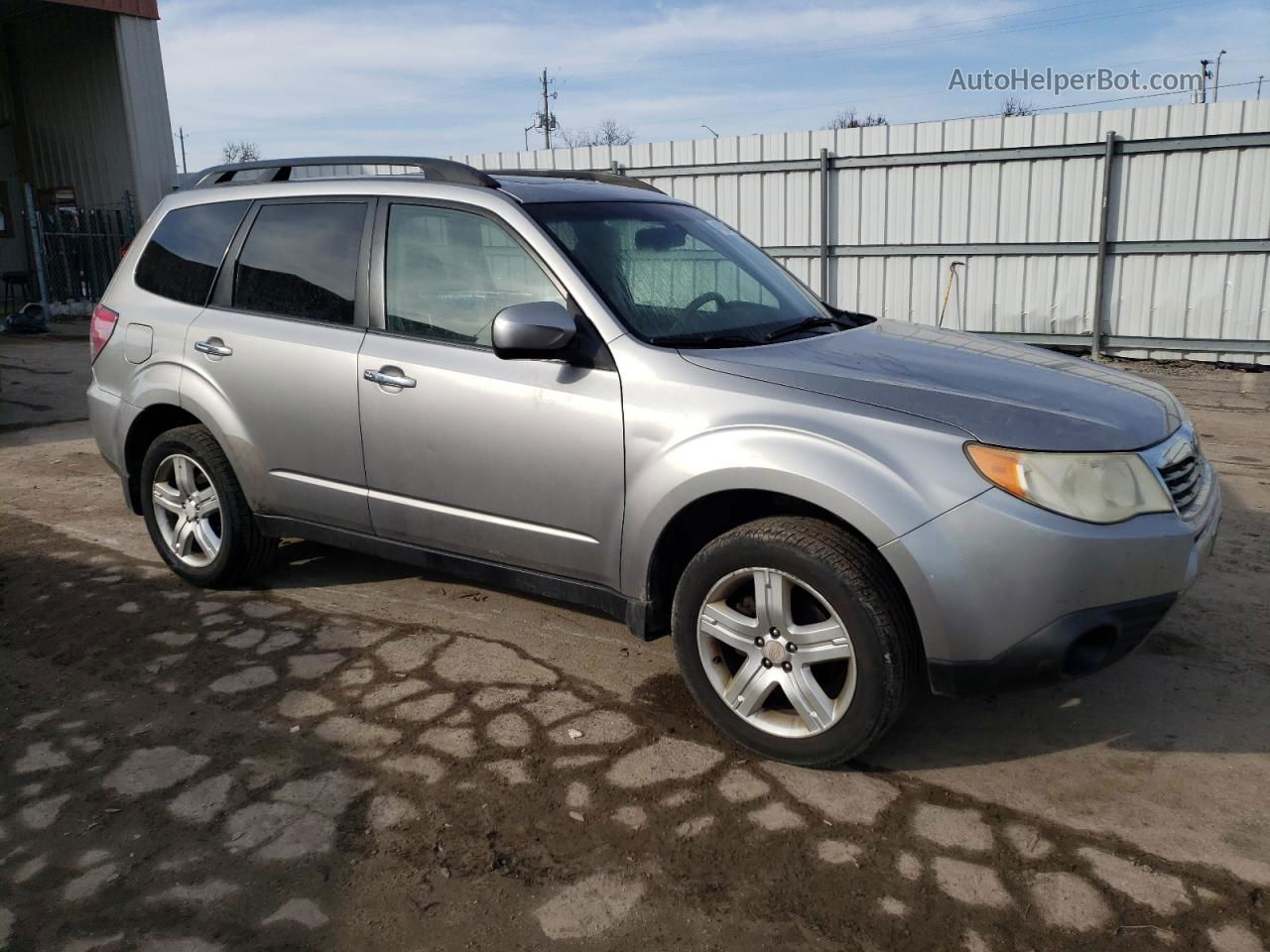 2009 Subaru Forester 2.5x Premium Silver vin: JF2SH63679H793835