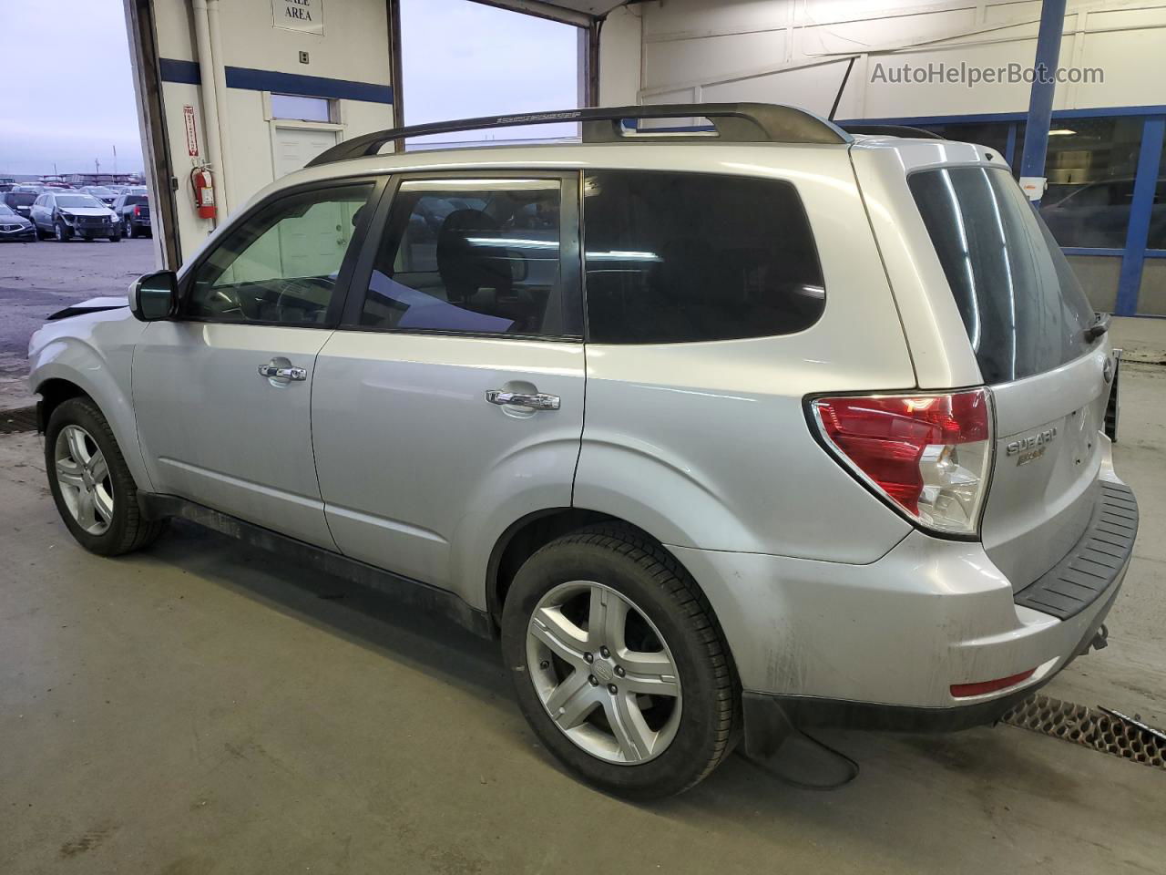 2009 Subaru Forester 2.5x Premium Серебряный vin: JF2SH63699H796414