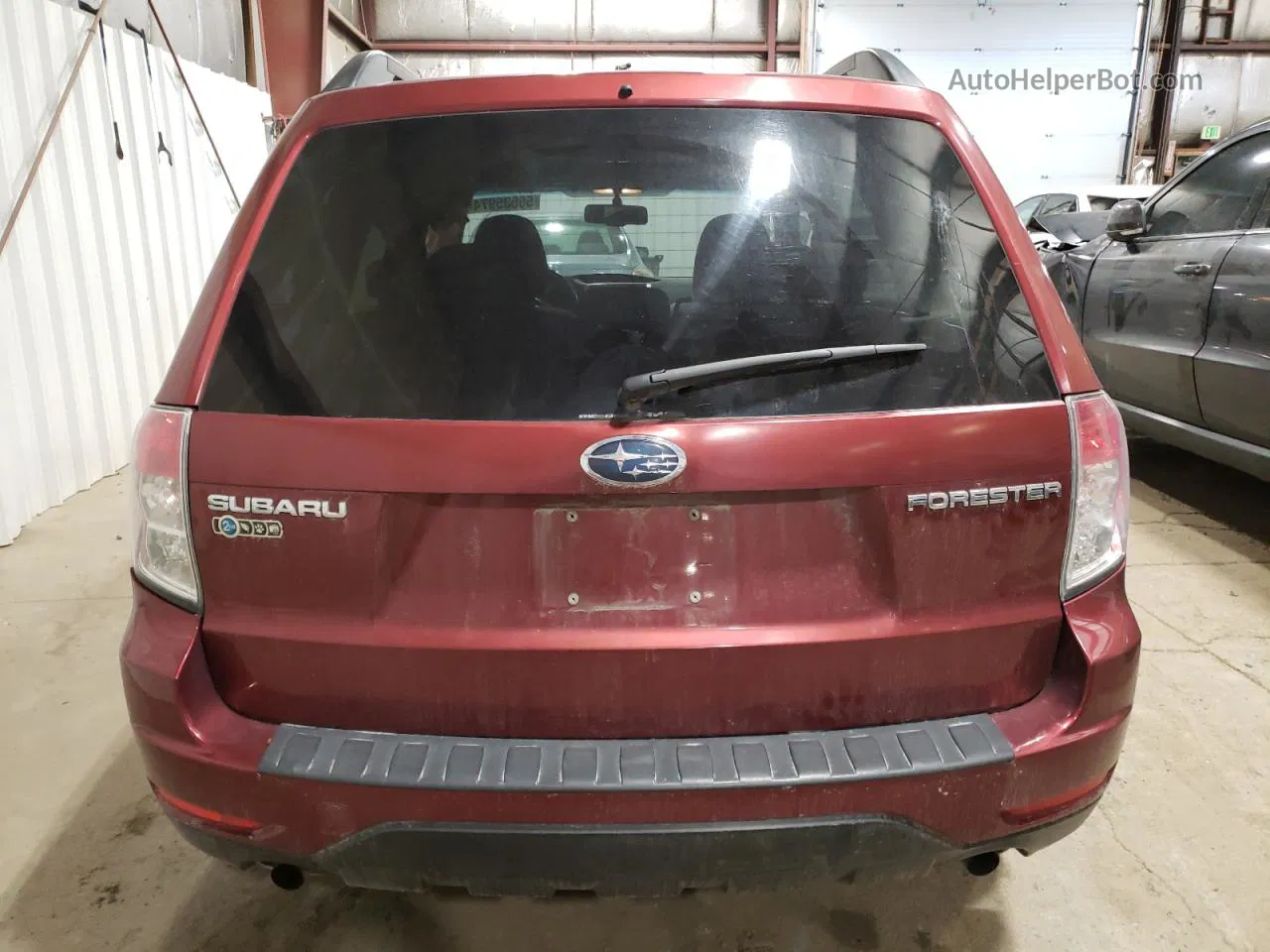 2009 Subaru Forester 2.5x Premium Red vin: JF2SH636X9H752521