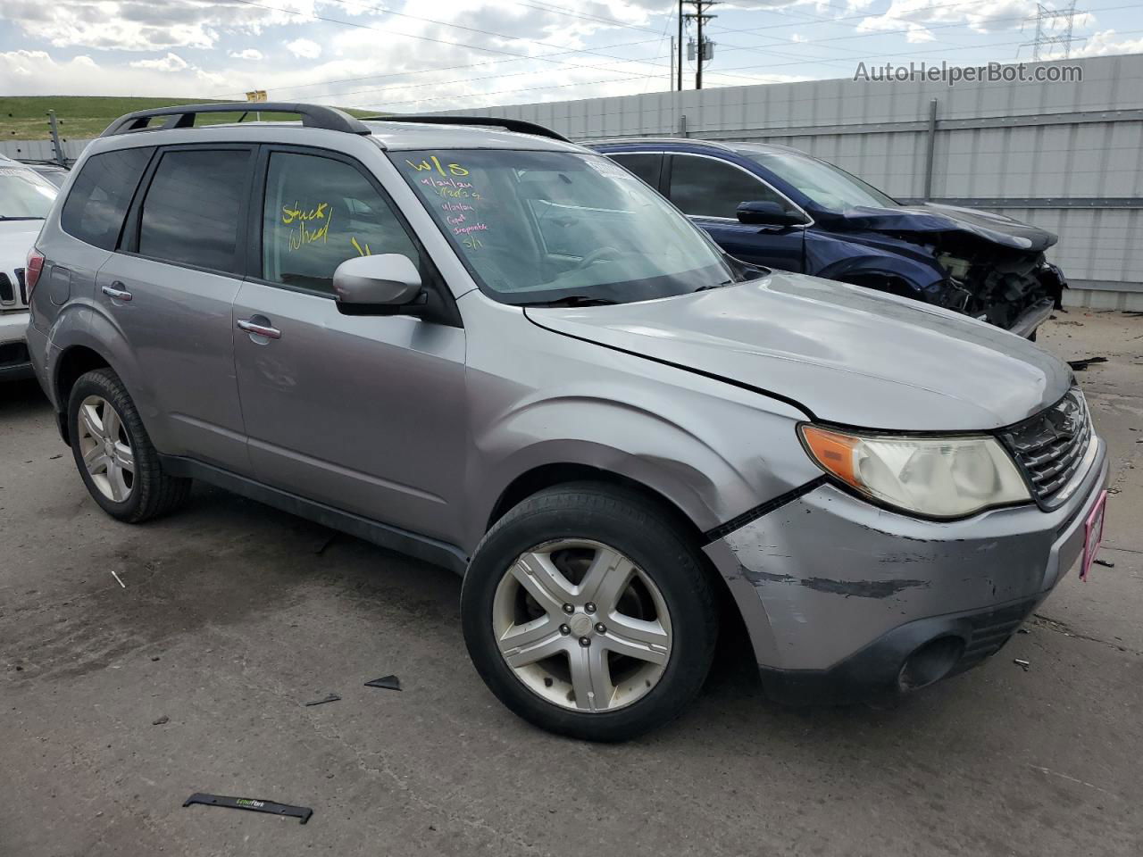 2009 Subaru Forester 2.5x Limited Silver vin: JF2SH64649H775842