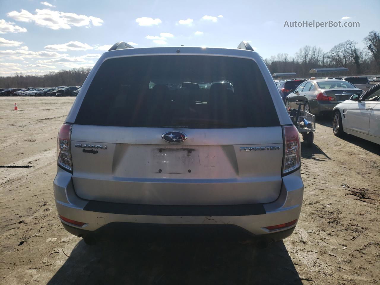 2009 Subaru Forester 2.5x Limited Silver vin: JF2SH64669H772277