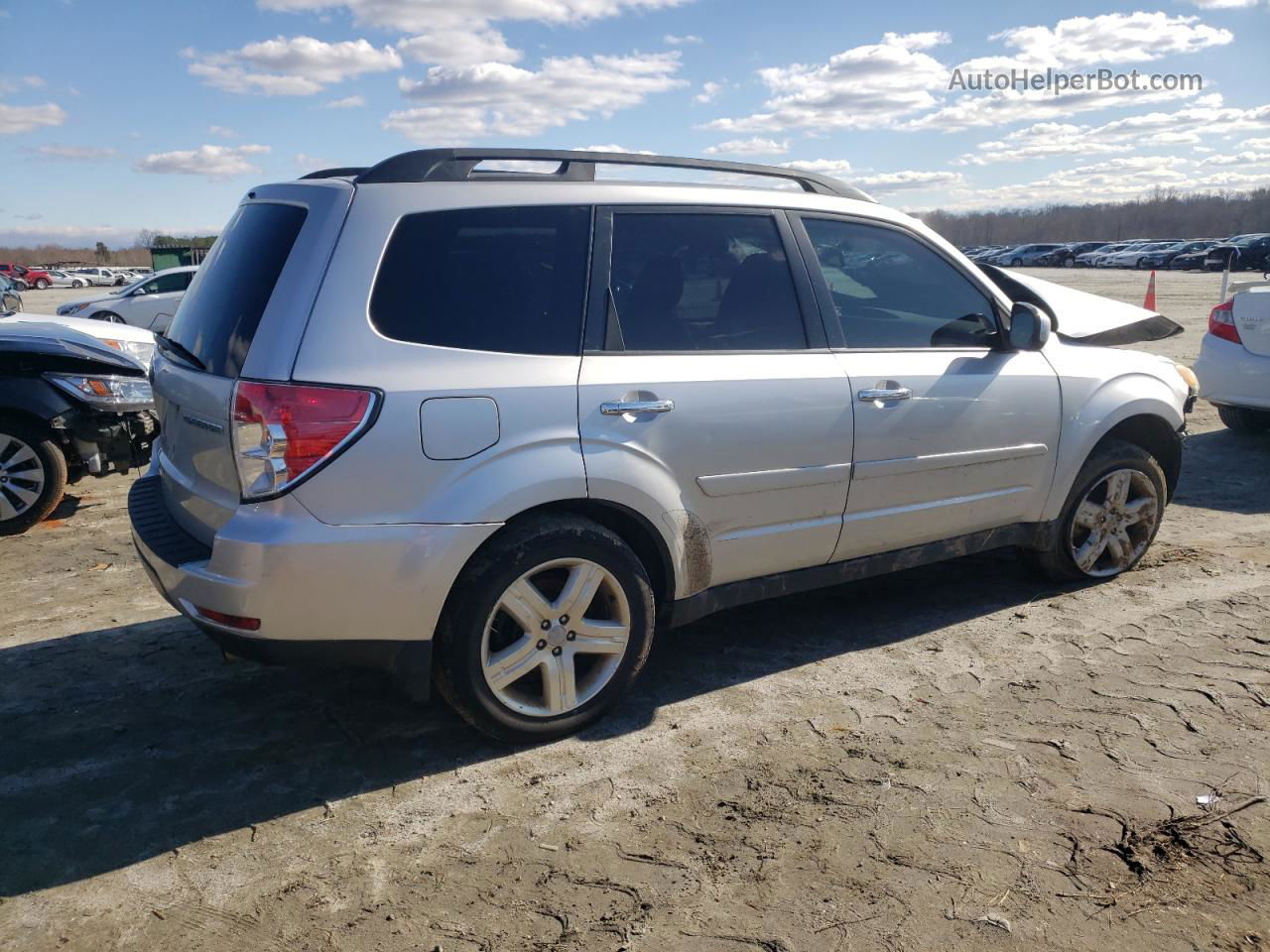 2009 Subaru Forester 2.5x Limited Silver vin: JF2SH64669H772277