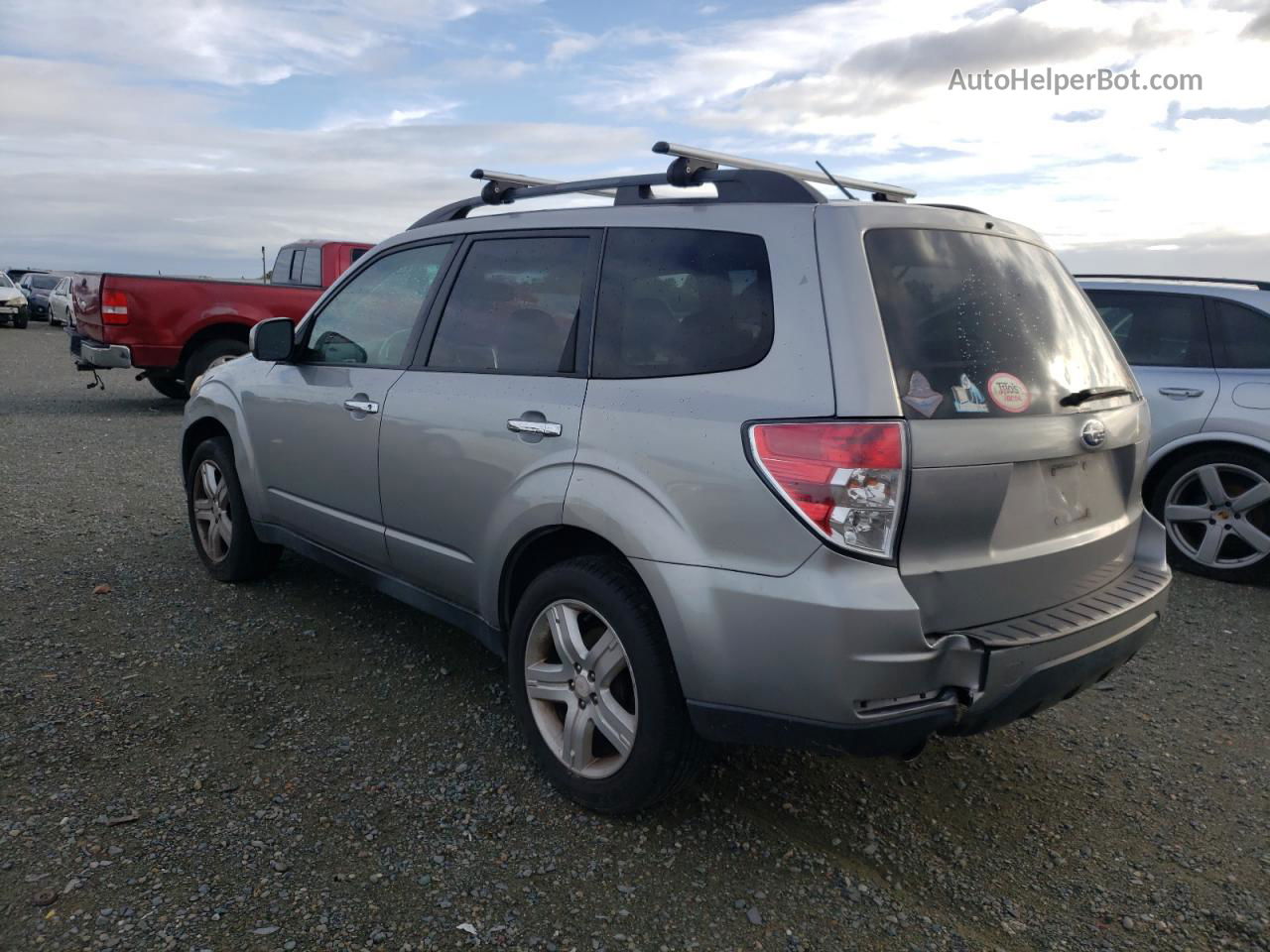 2009 Subaru Forester 2.5x Limited Beige vin: JF2SH64689H765105