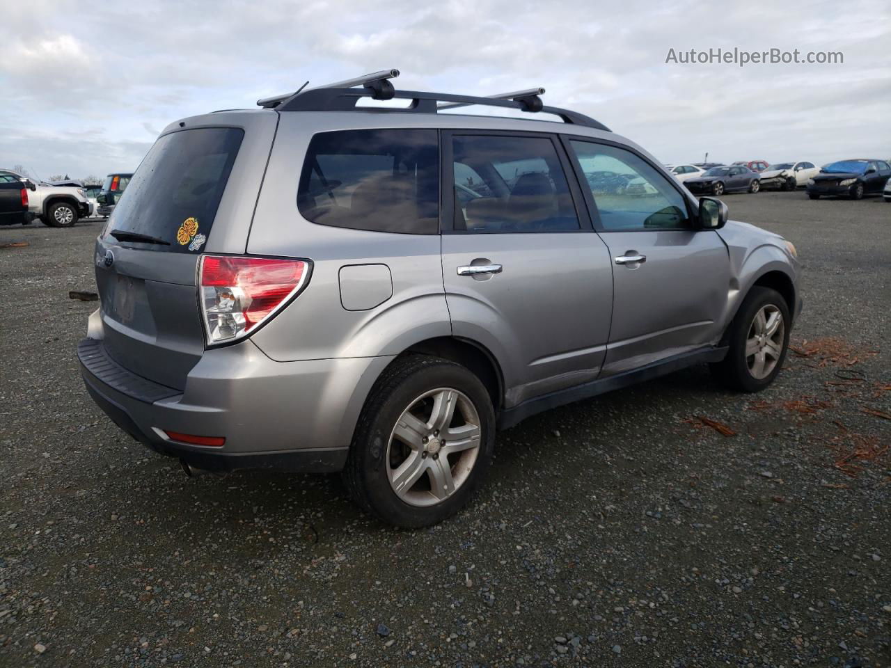 2009 Subaru Forester 2.5x Limited Beige vin: JF2SH64689H765105