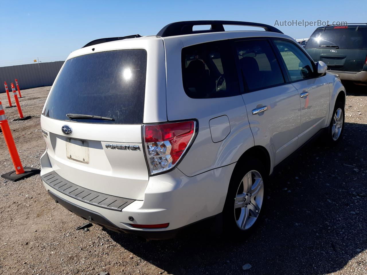 2009 Subaru Forester 2.5x Limited White vin: JF2SH646X9H778373