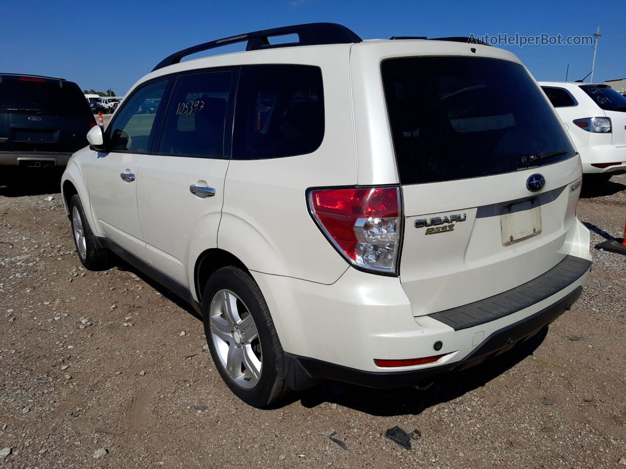 2009 Subaru Forester 2.5x Limited White vin: JF2SH646X9H778373