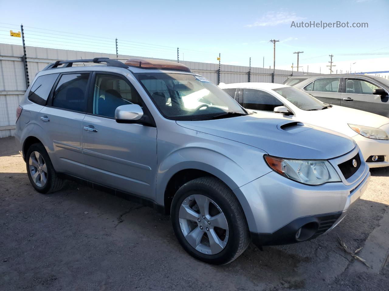 2009 Subaru Forester 2.5xt Silver vin: JF2SH656X9H720813