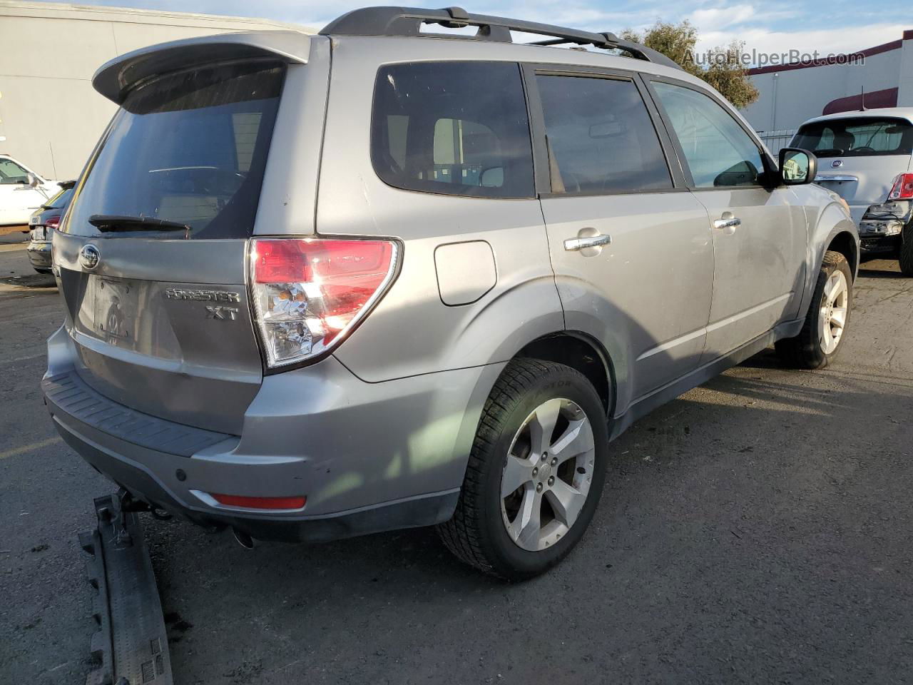 2009 Subaru Forester 2.5xt Limited Silver vin: JF2SH66649H714634