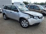 2010 Subaru Forester 2.5x Серебряный vin: JF2SH6AC7AH746236