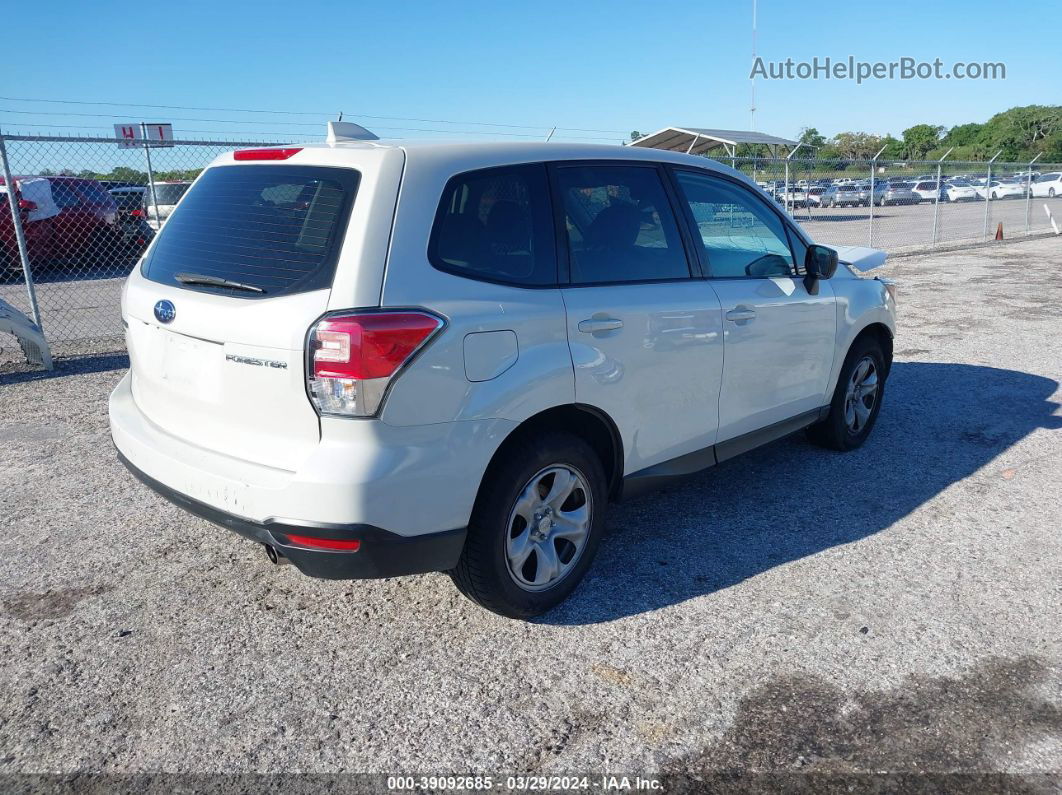 2018 Subaru Forester 2.5i White vin: JF2SJAAC4JH538354