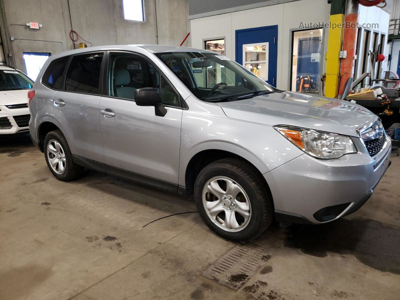 2016 Subaru Forester 2.5i Silver vin: JF2SJAAC8GG540865