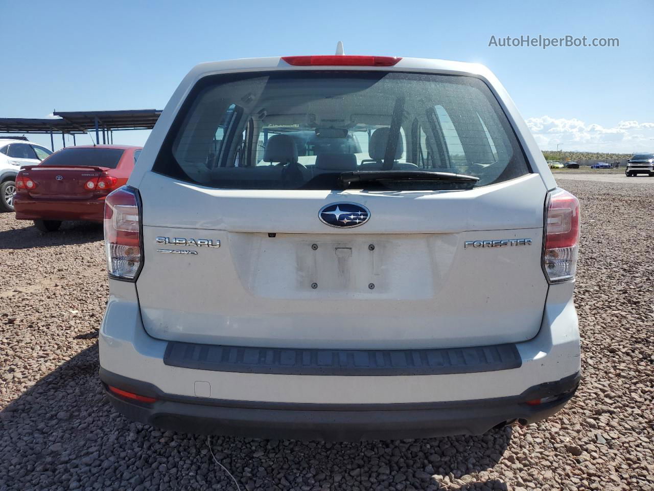 2018 Subaru Forester 2.5i White vin: JF2SJAAC9JH452652