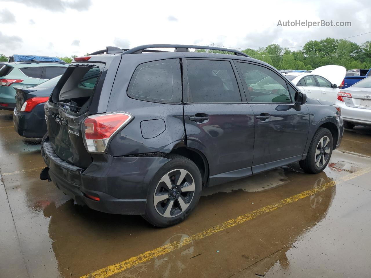 2018 Subaru Forester 2.5i Gray vin: JF2SJABC4JH519740