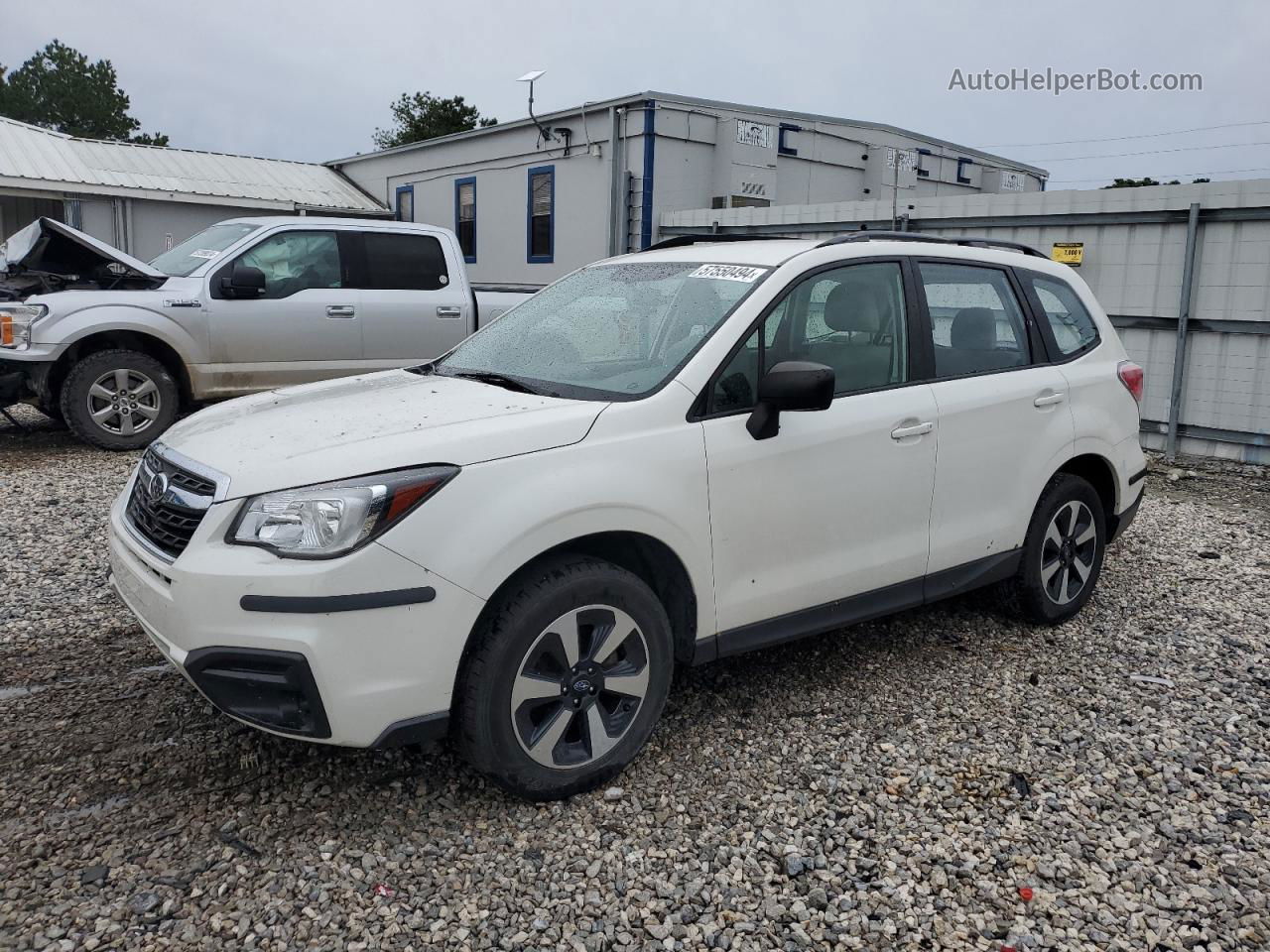 2018 Subaru Forester 2.5i White vin: JF2SJABC4JH579727