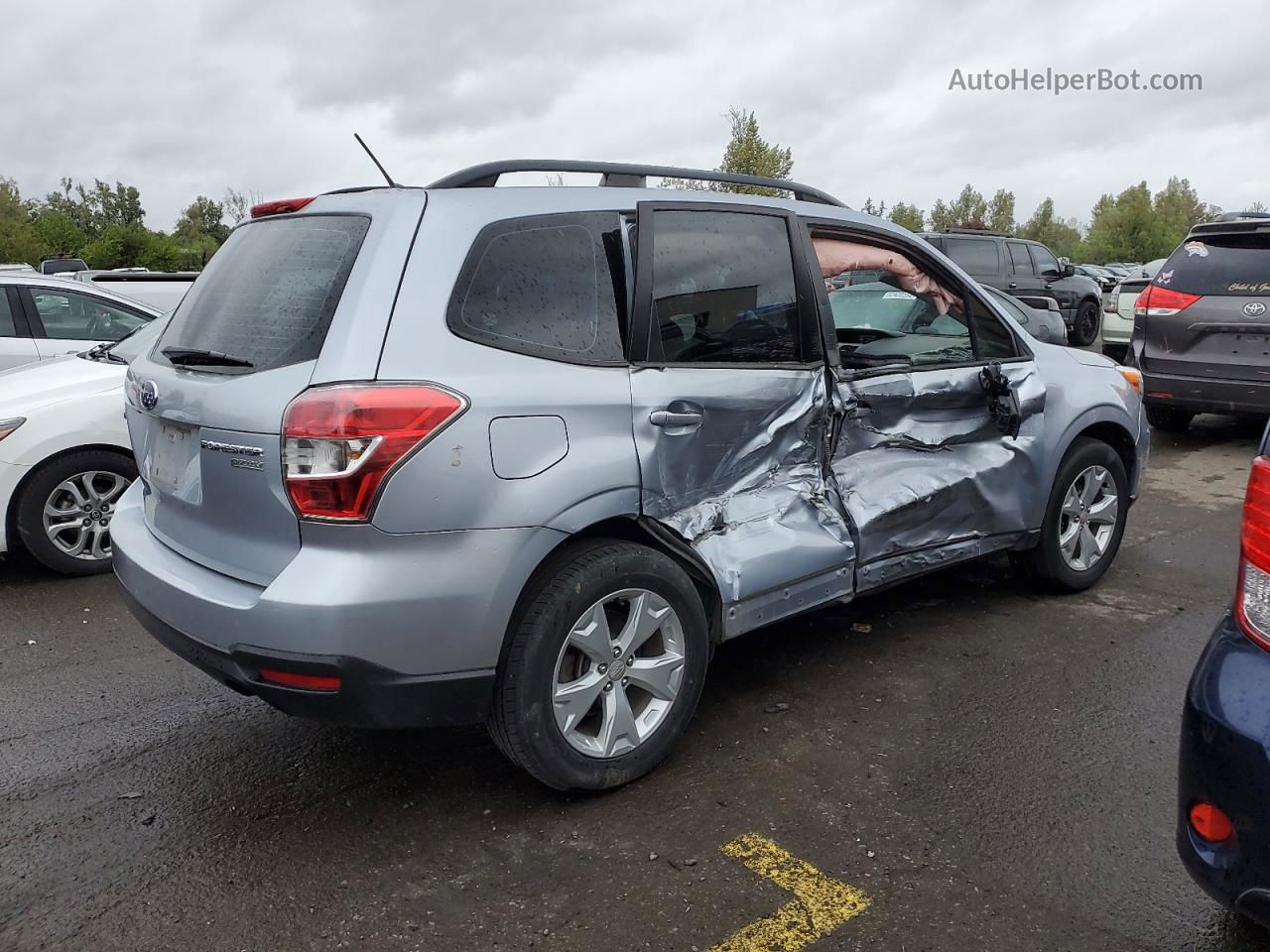 2015 Subaru Forester 2.5i Silver vin: JF2SJABC5FH840497