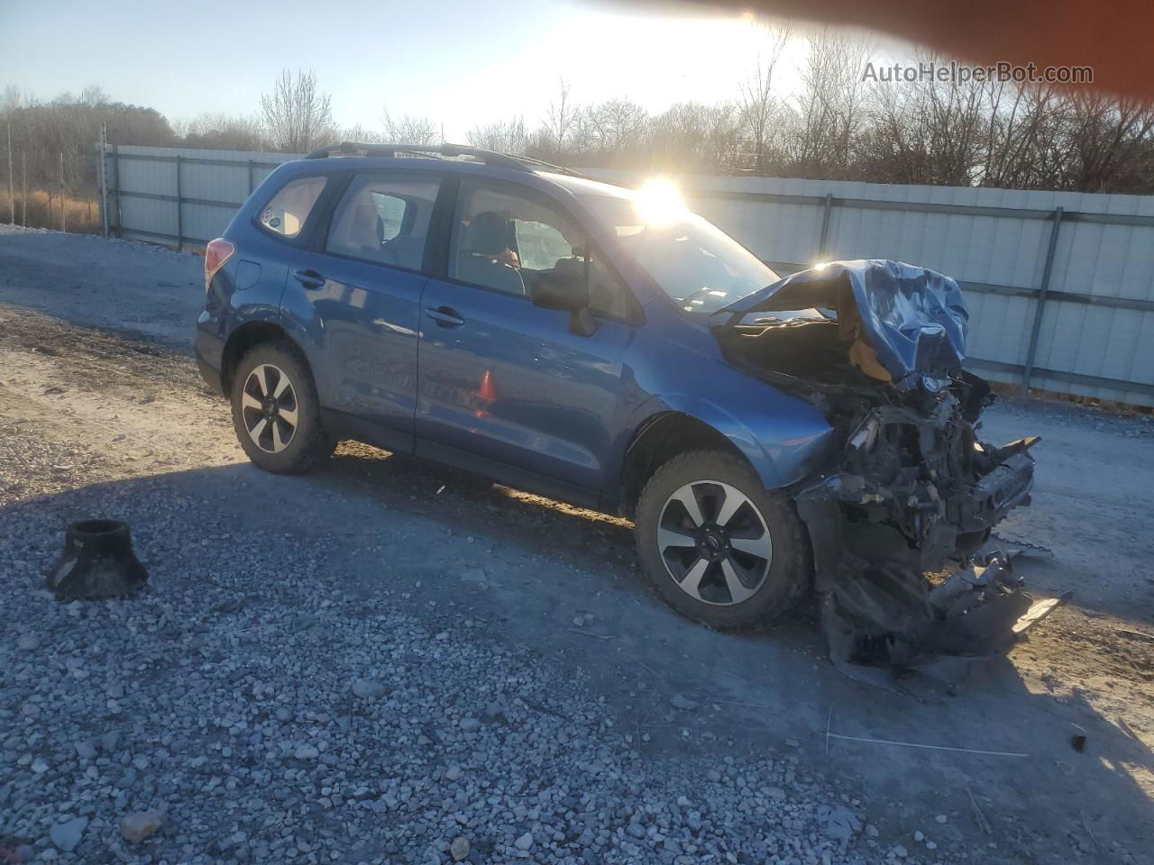 2018 Subaru Forester 2.5i Blue vin: JF2SJABC5JH408145