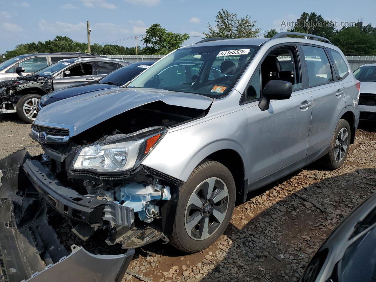 2018 Subaru Forester 2.5i Silver vin: JF2SJABC5JH422949