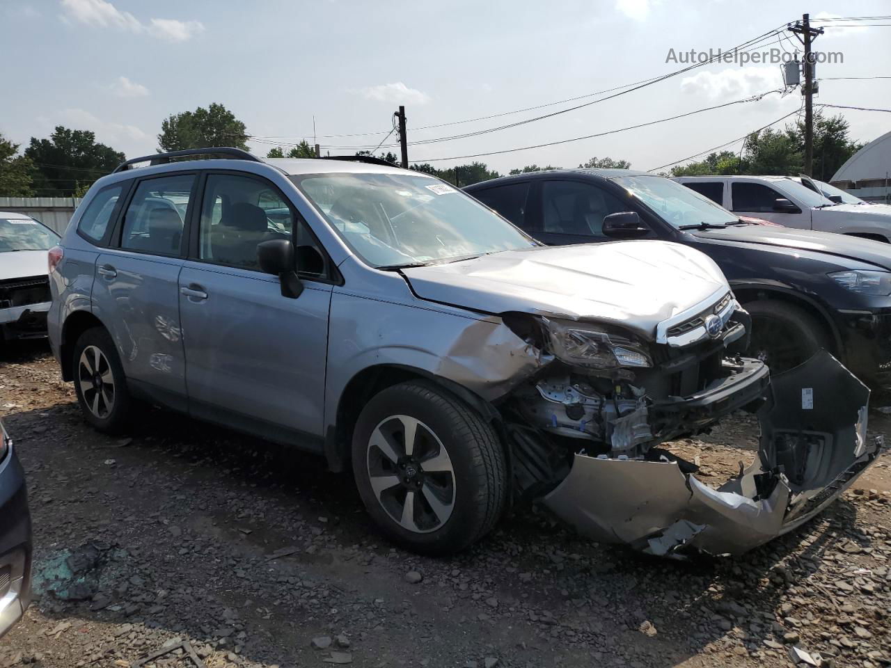 2018 Subaru Forester 2.5i Silver vin: JF2SJABC5JH422949