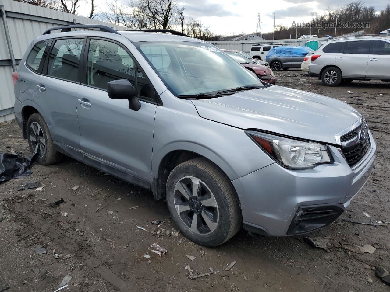 2018 Subaru Forester 2.5i Серебряный vin: JF2SJABC6JH461937