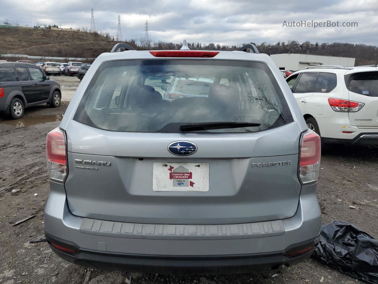 2018 Subaru Forester 2.5i Silver vin: JF2SJABC6JH461937