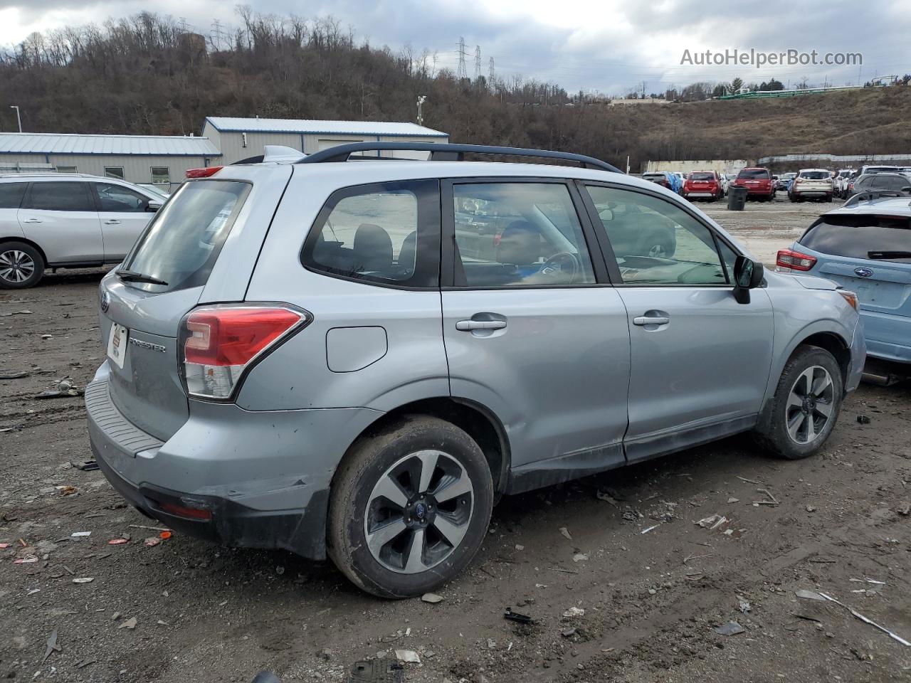 2018 Subaru Forester 2.5i Silver vin: JF2SJABC6JH461937