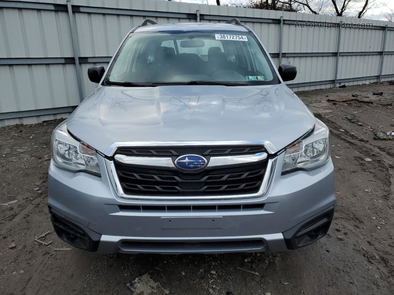 2018 Subaru Forester 2.5i Серебряный vin: JF2SJABC6JH461937