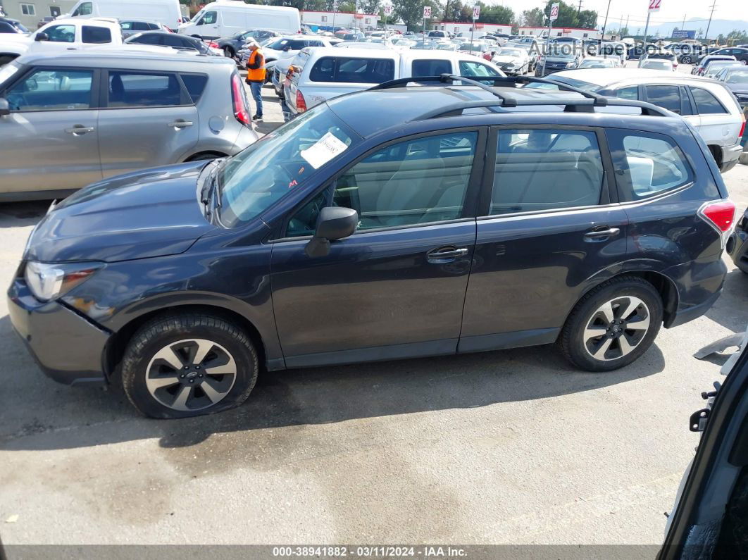 2018 Subaru Forester 2.5i Black vin: JF2SJABC6JH577722