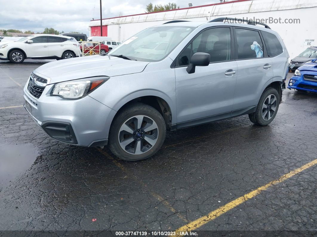 2017 Subaru Forester 2.5i Silver vin: JF2SJABC7HH494889