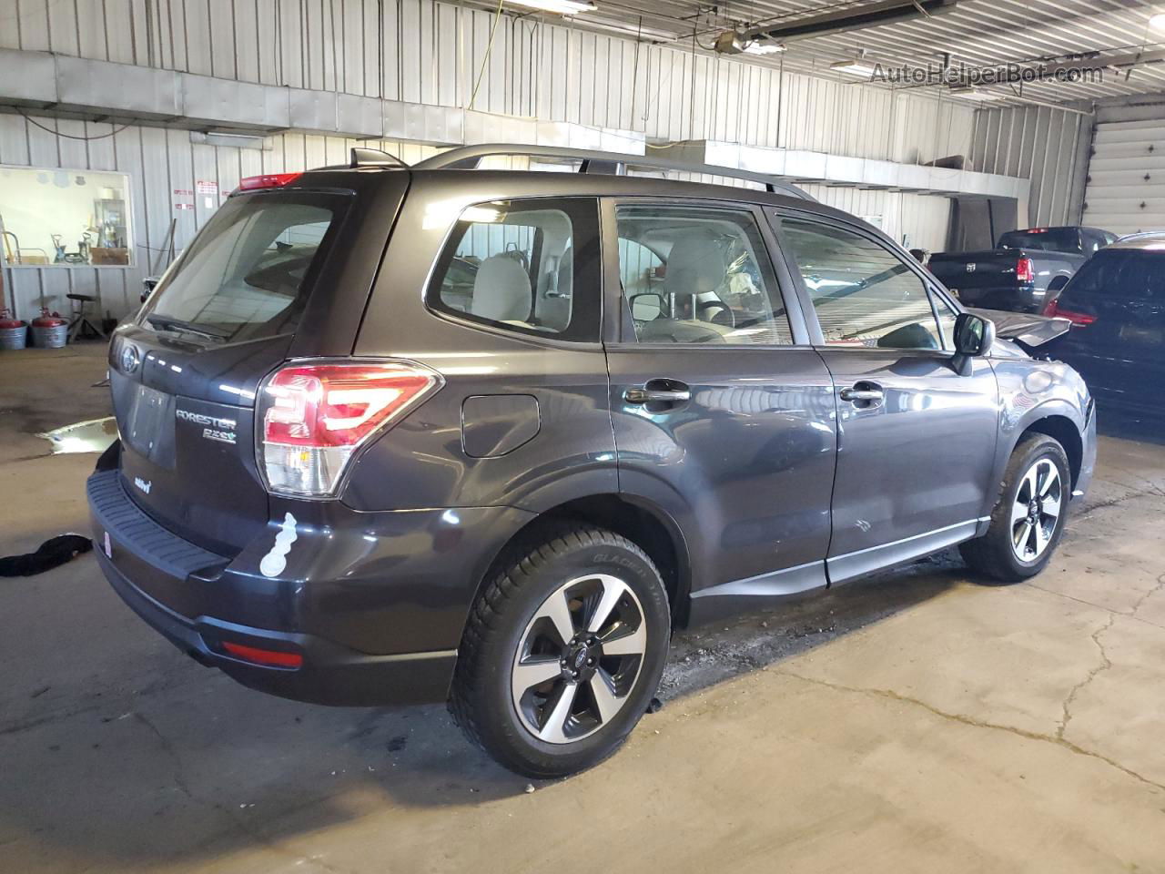 2017 Subaru Forester 2.5i Gray vin: JF2SJABC7HH537434