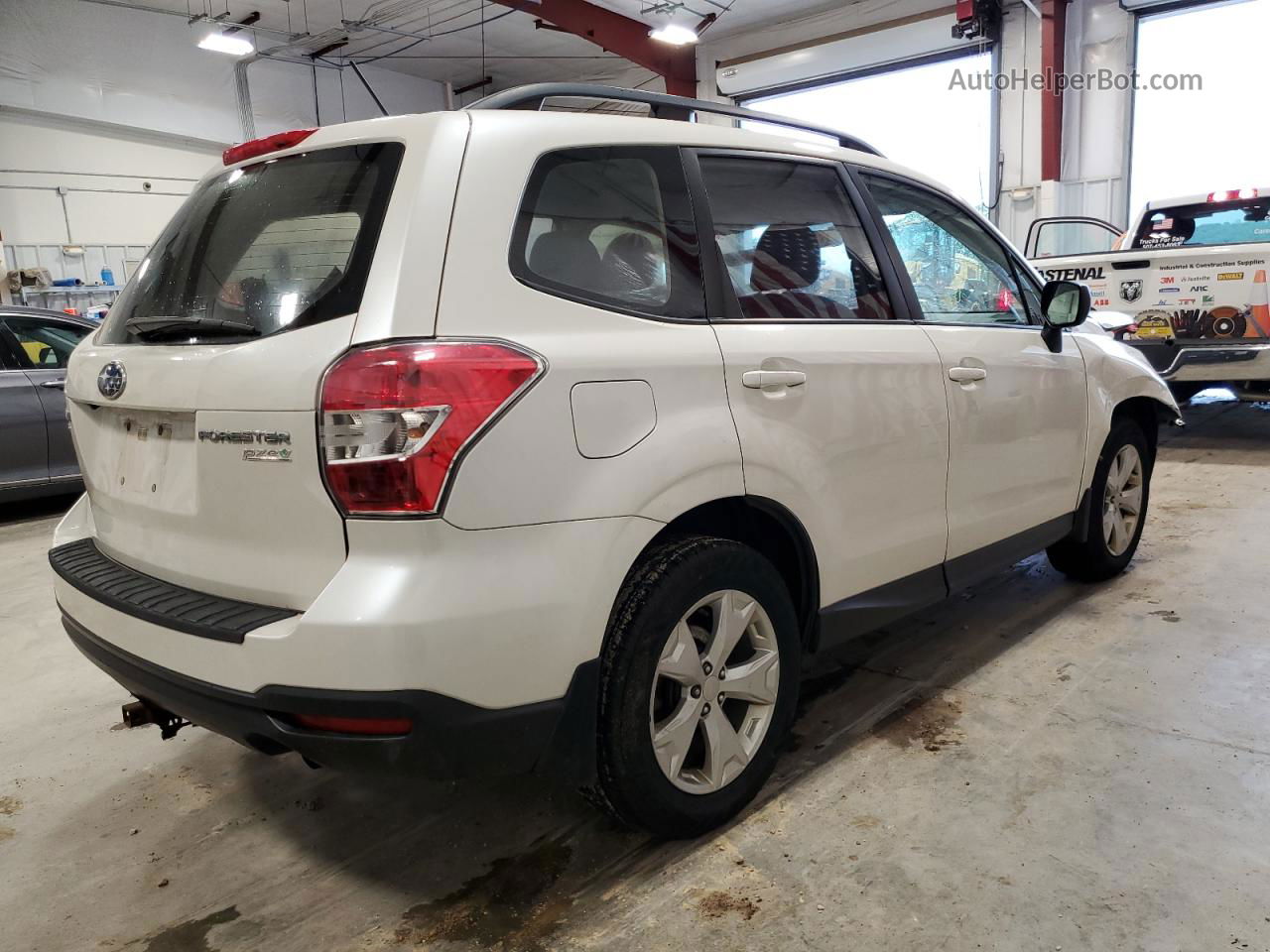 2015 Subaru Forester 2.5i White vin: JF2SJABC8FH440868