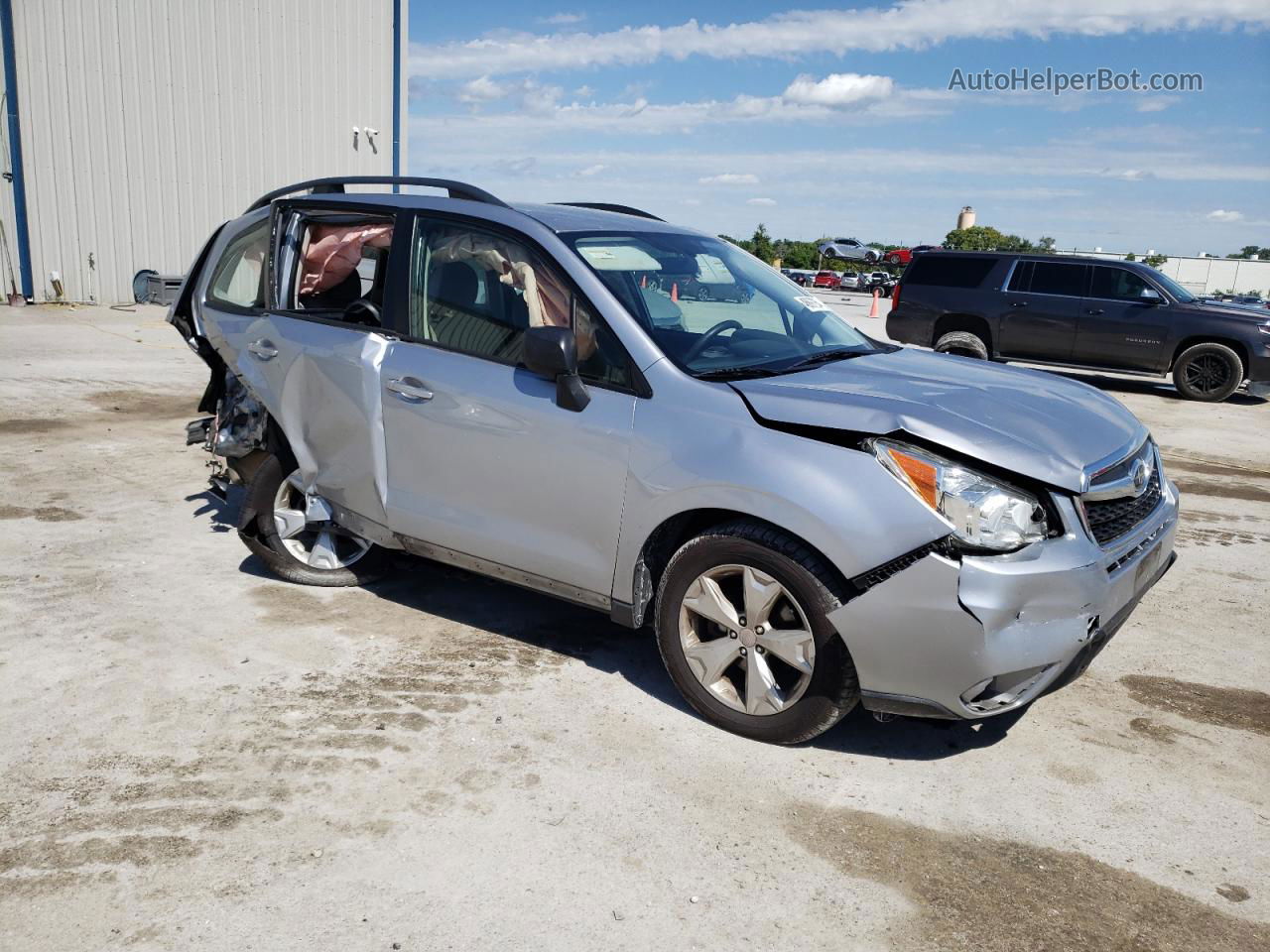 2015 Subaru Forester 2.5i Silver vin: JF2SJABC8FH808465