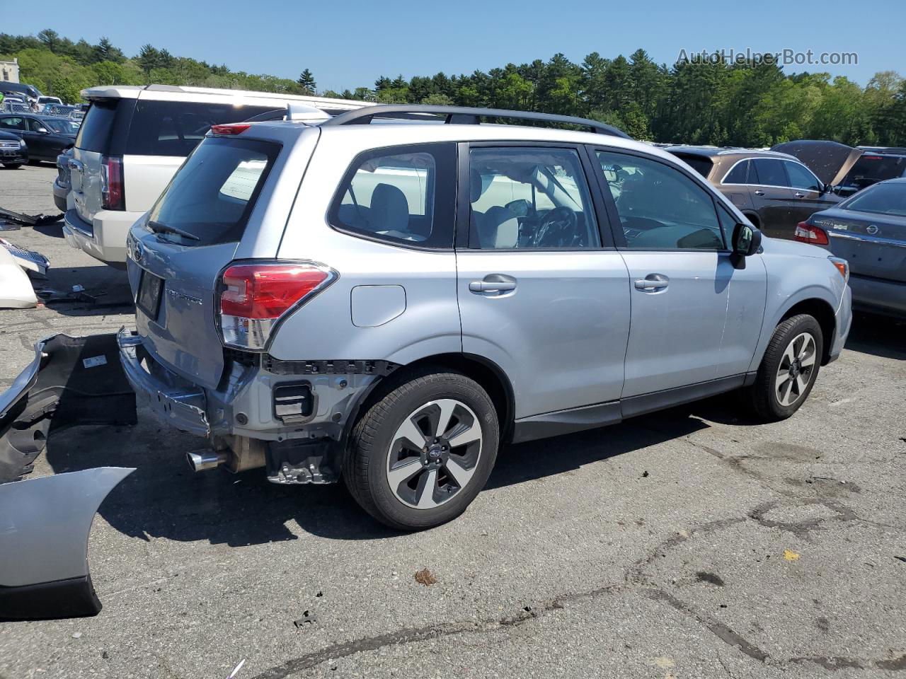 2018 Subaru Forester 2.5i Silver vin: JF2SJABC8JH484815