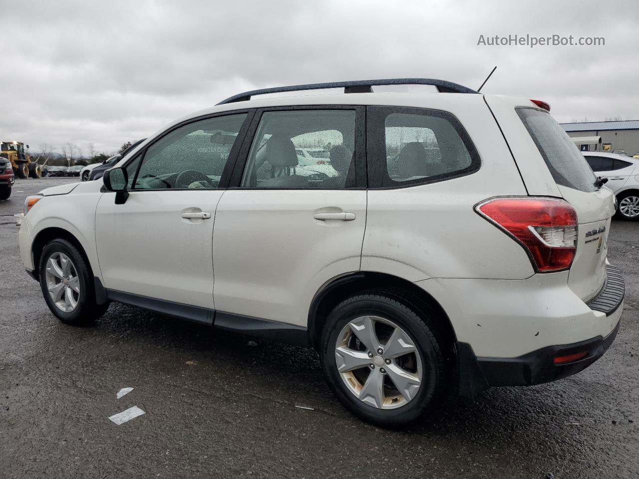 2015 Subaru Forester 2.5i White vin: JF2SJABC9FH462247