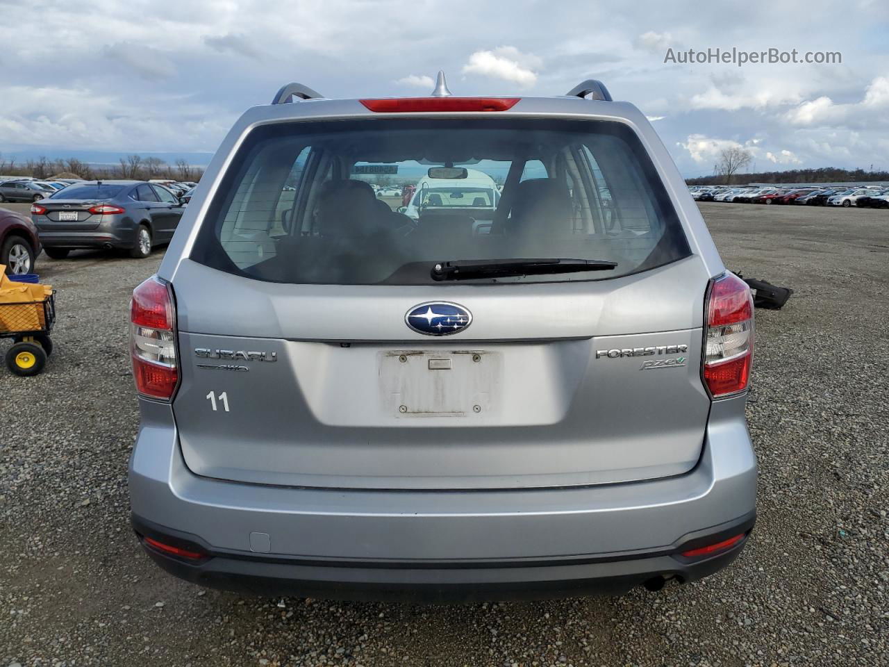 2016 Subaru Forester 2.5i Silver vin: JF2SJABC9GH443103