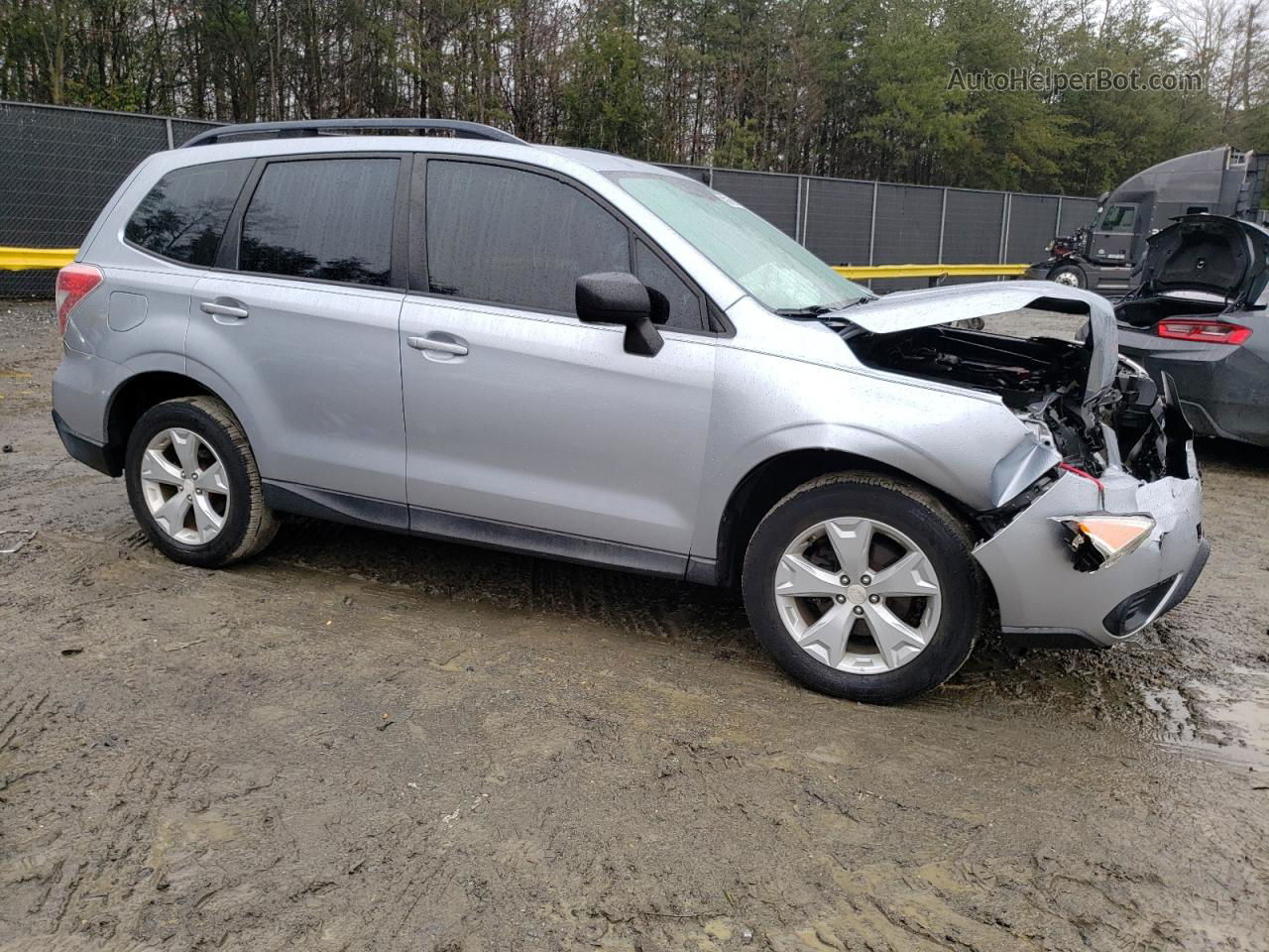 2016 Subaru Forester 2.5i Silver vin: JF2SJABCXGH442087