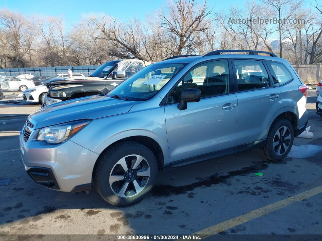 2018 Subaru Forester 2.5i Silver vin: JF2SJABCXJH485271