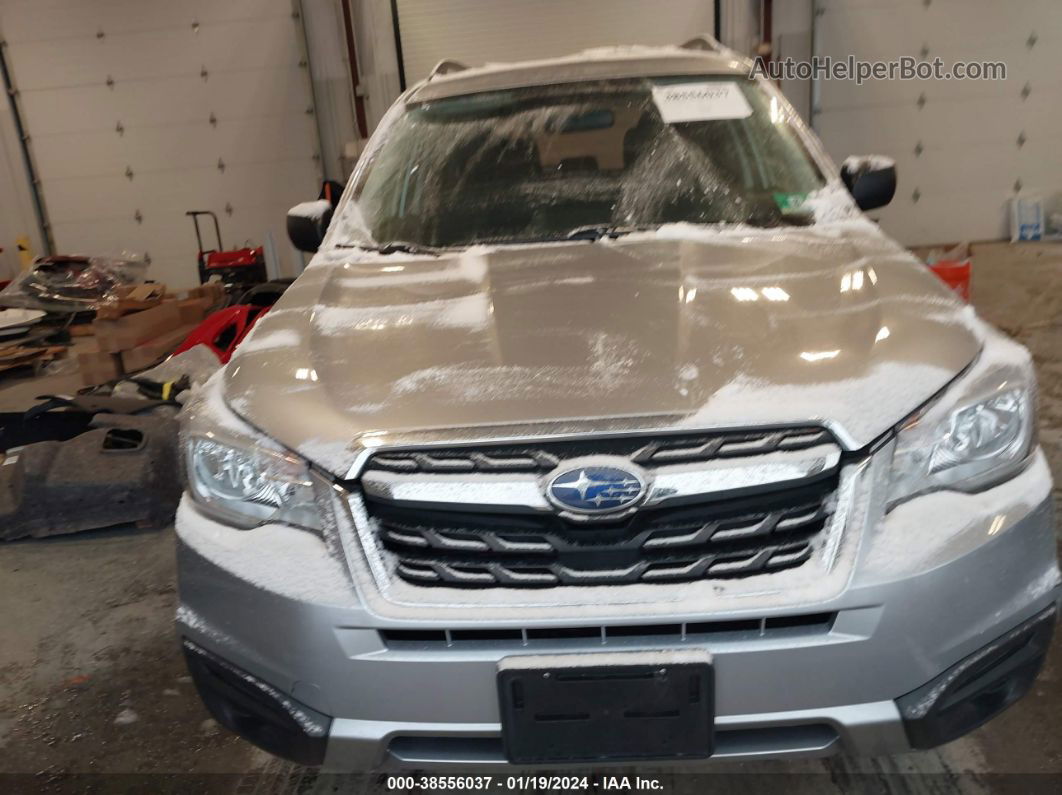 2018 Subaru Forester 2.5i Silver vin: JF2SJABCXJH511495