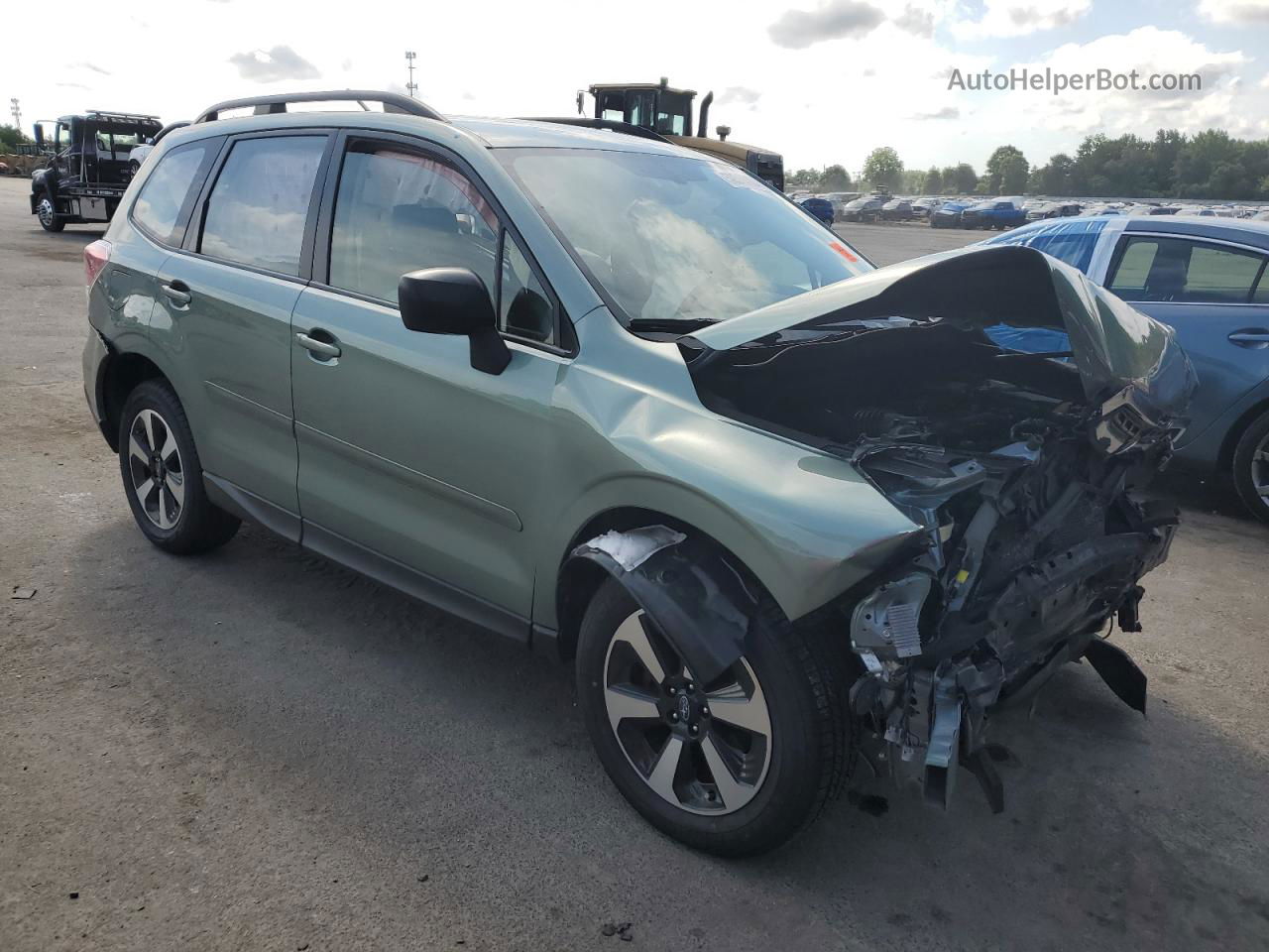 2018 Subaru Forester 2.5i Green vin: JF2SJABCXJH538440