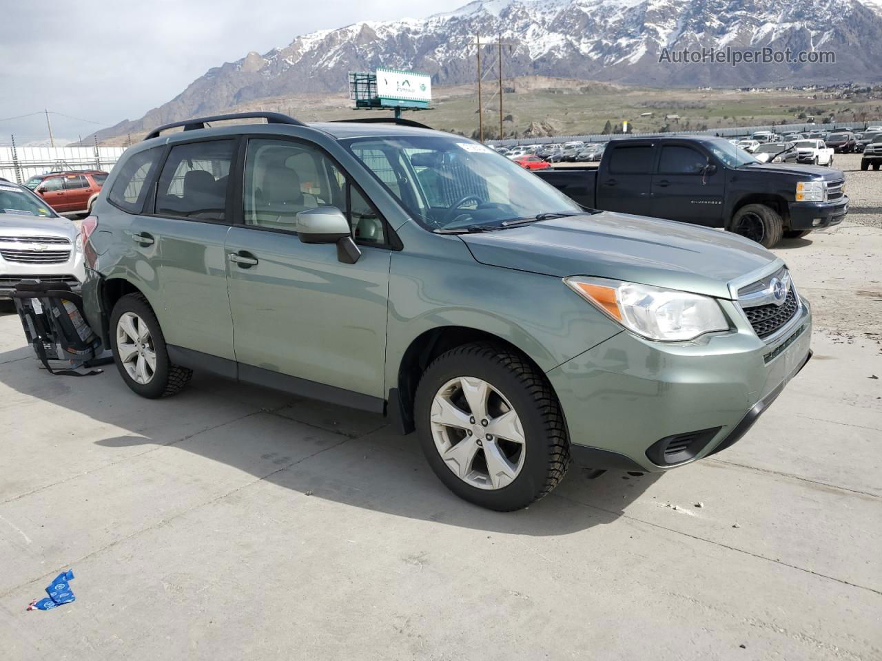 2015 Subaru Forester 2.5i Premium Green vin: JF2SJADC2FH454102