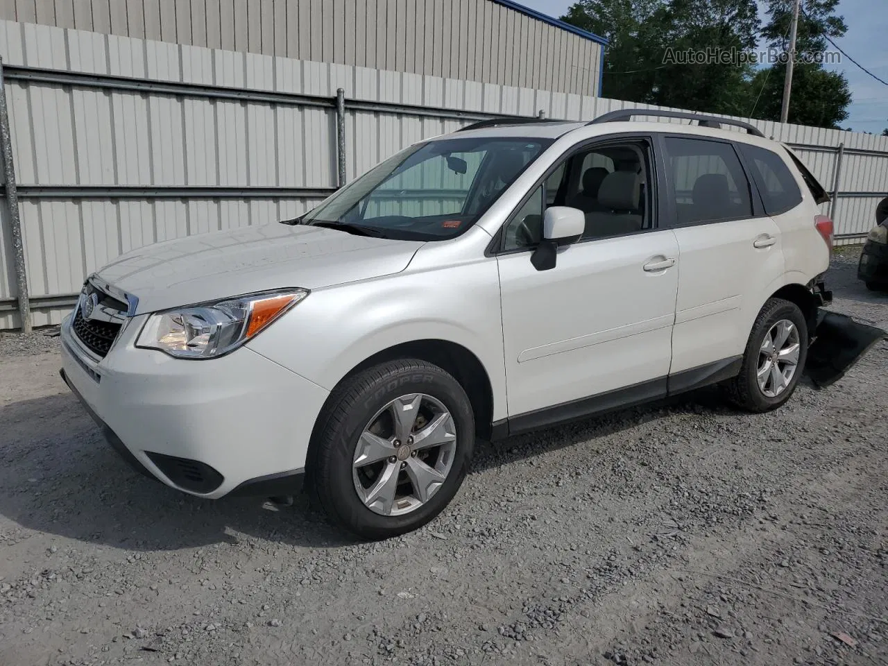 2015 Subaru Forester 2.5i Premium White vin: JF2SJADC2FH800410