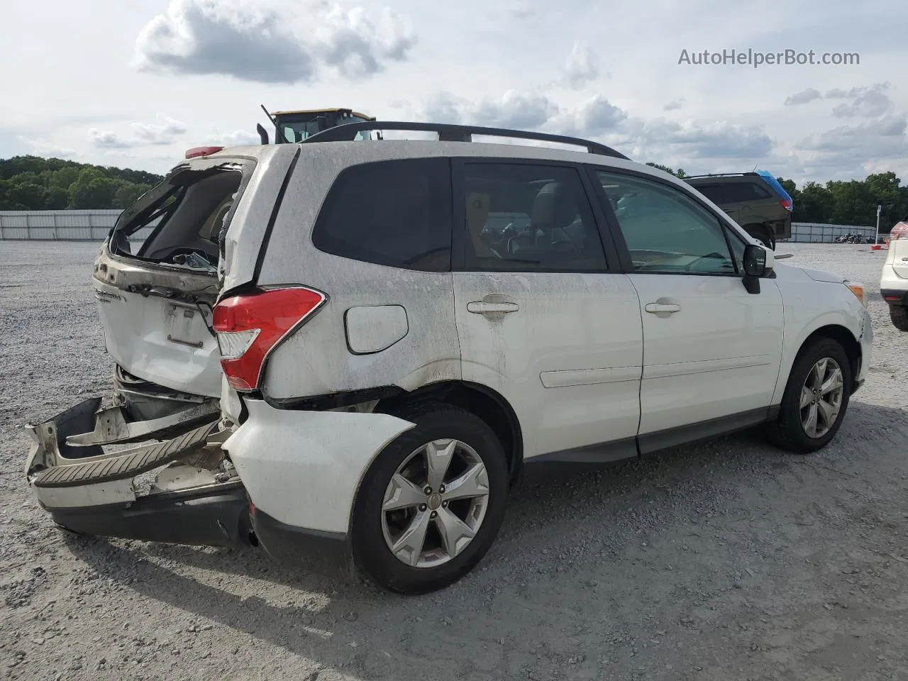 2015 Subaru Forester 2.5i Premium White vin: JF2SJADC2FH800410