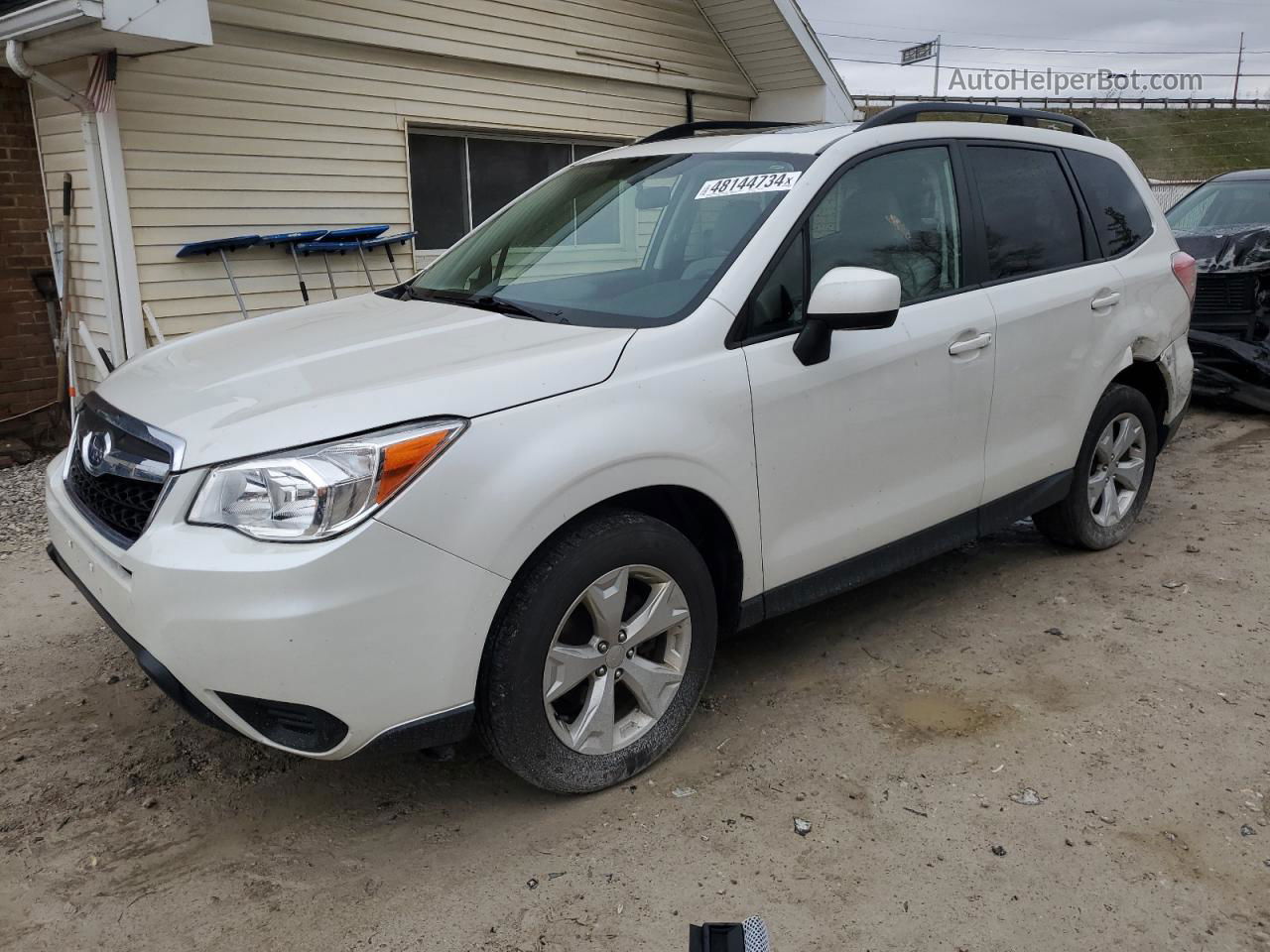 2015 Subaru Forester 2.5i Premium Белый vin: JF2SJADC4FH482354