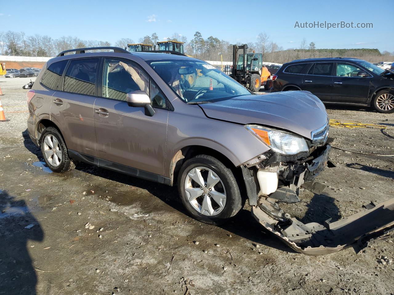 2016 Subaru Forester 2.5i Premium Beige vin: JF2SJADC4GH566403