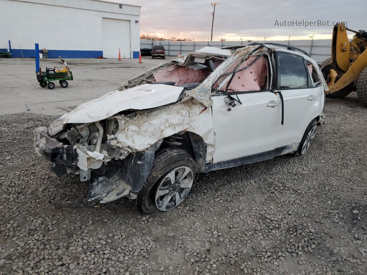 2018 Subaru Forester 2.5i Premium White vin: JF2SJADC4JH413298