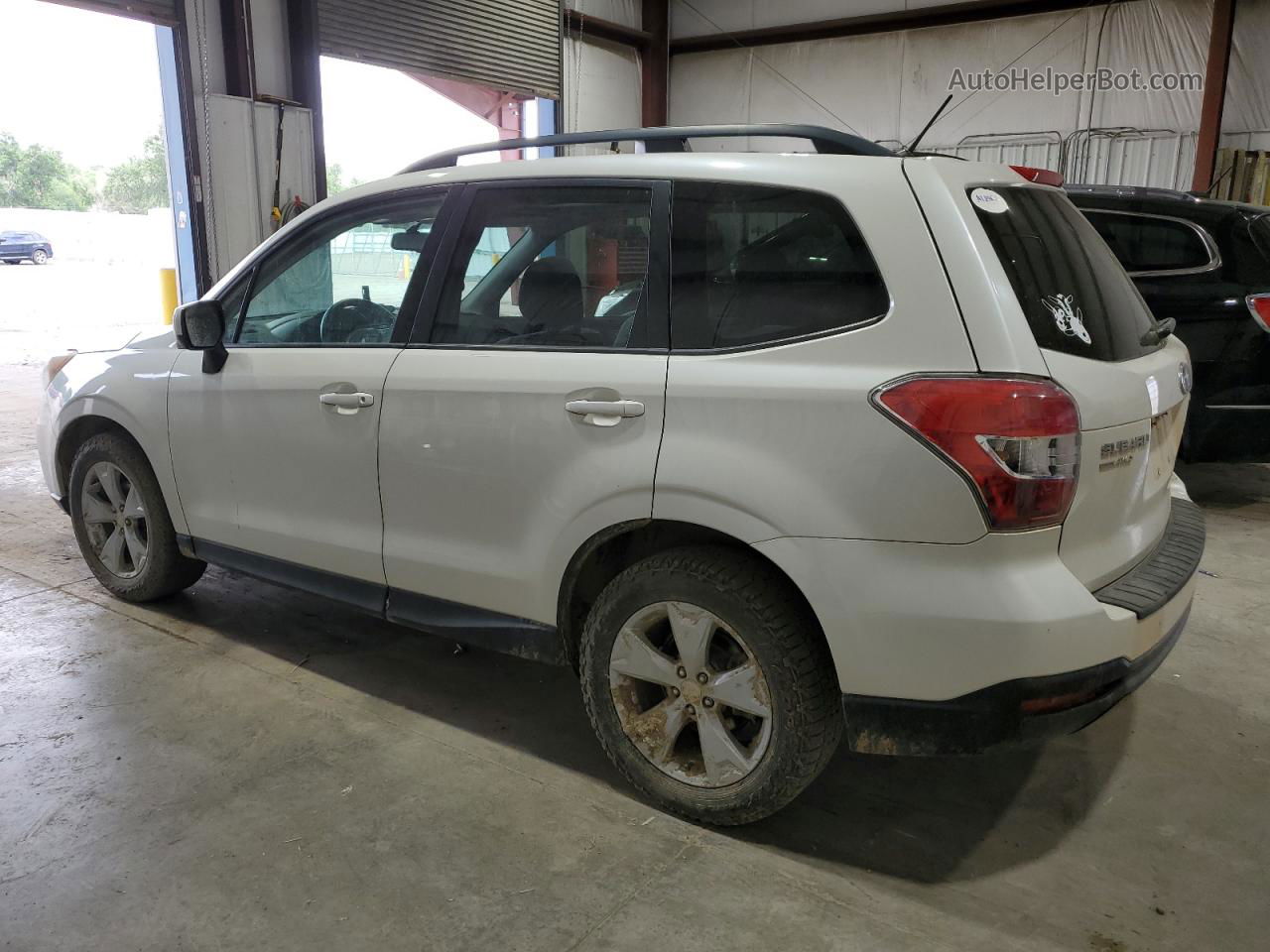 2015 Subaru Forester 2.5i Premium White vin: JF2SJADC5FH509576