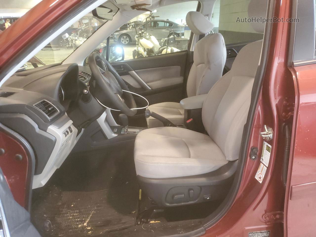 2018 Subaru Forester 2.5i Premium Red vin: JF2SJADC5JH459111