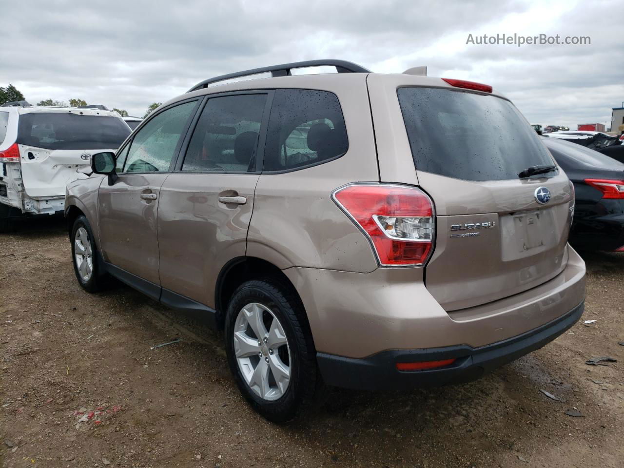 2016 Subaru Forester 2.5i Premium Tan vin: JF2SJADC6GH457795