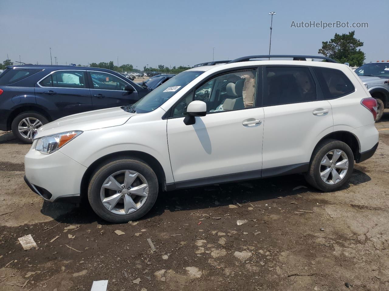 2016 Subaru Forester 2.5i Premium White vin: JF2SJADC7GH511217